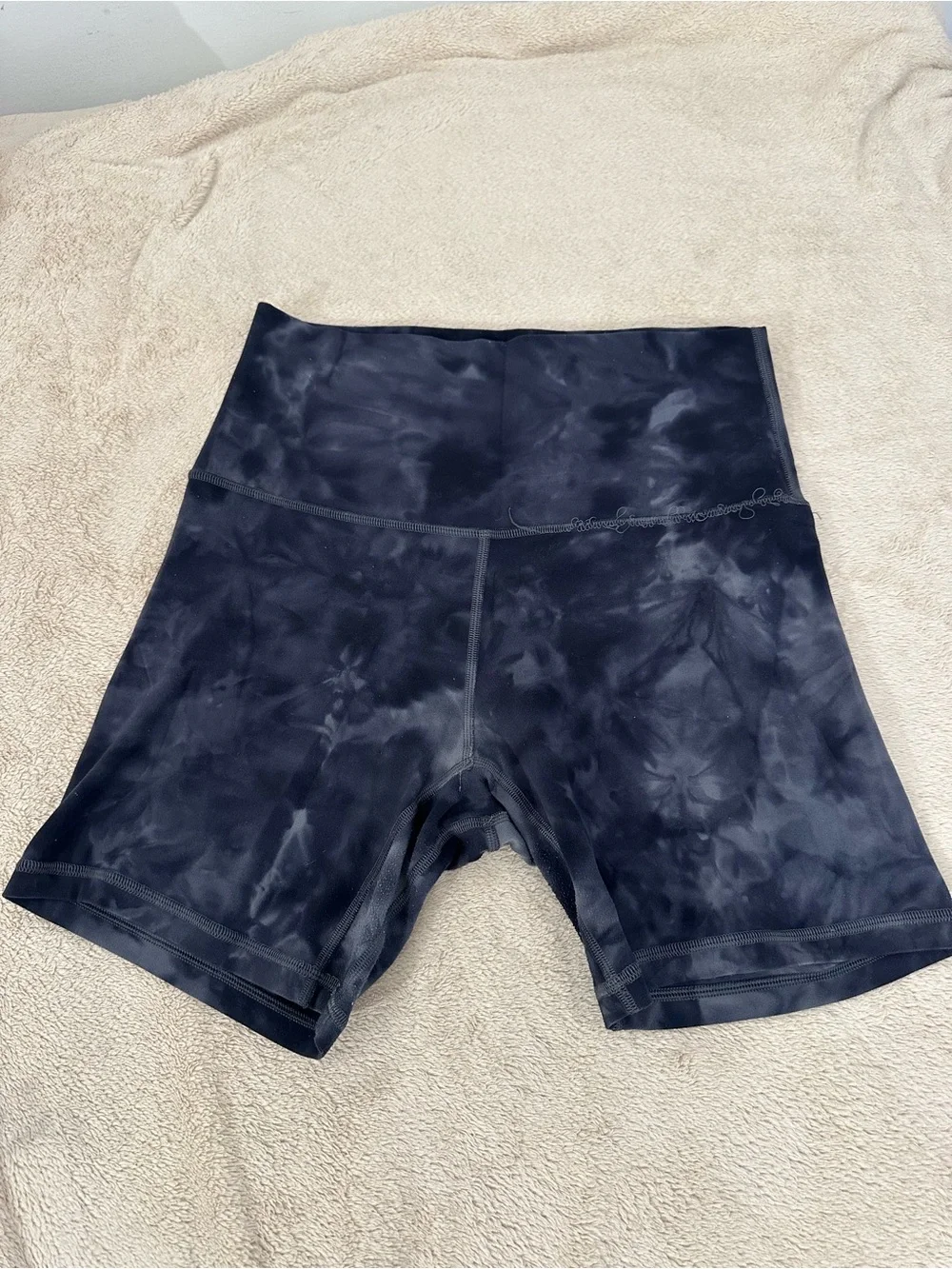 Lululemon align biker short in galaxy